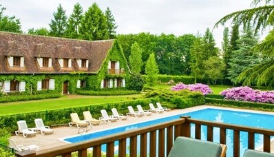 Найняти вертоліт, щоб долетіти до L’auberge des Templiers в Сольні