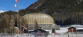 Оренда приватних літаків в Амбрі