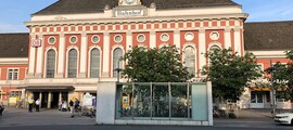 Лаупхайм: оренда приватних літаків 