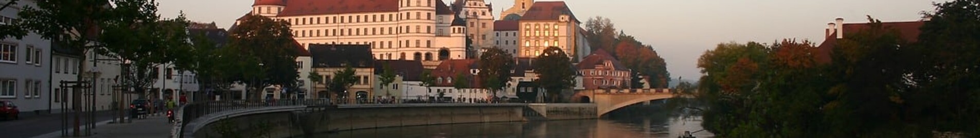 Нойбург : оренда приватних літаків 