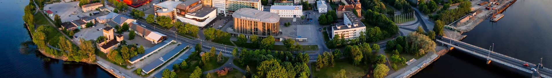 Парну : оренда приватного літака 