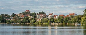 Страусберг : оренда приватного літака