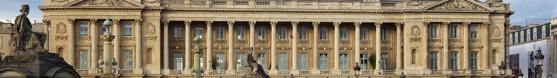 Розкішний готель у Парижі: Hotel de Crillon – це розкіш та елегантність у самому серці Парижа