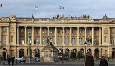 Розкішний готель у Парижі: Hotel de Crillon – це розкіш та елегантність у самому серці Парижа